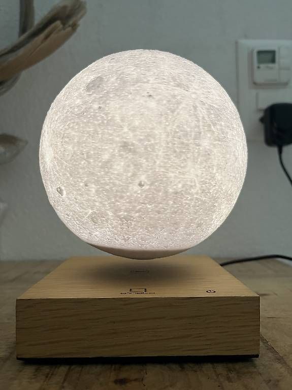 Lampade: Schwebende, drehende Mondlampe – Usato da Adetswil venduto da aji_sys5 1