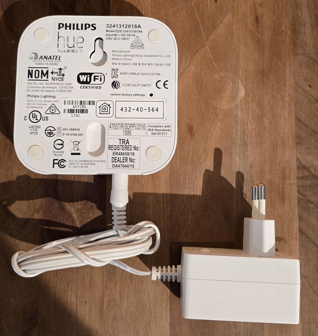 Philips Hub & Switch: Philips Hue Bridge 2.1 - Smarthome - Top! – Usato da Nürensdorf venduto da manuel0911 1