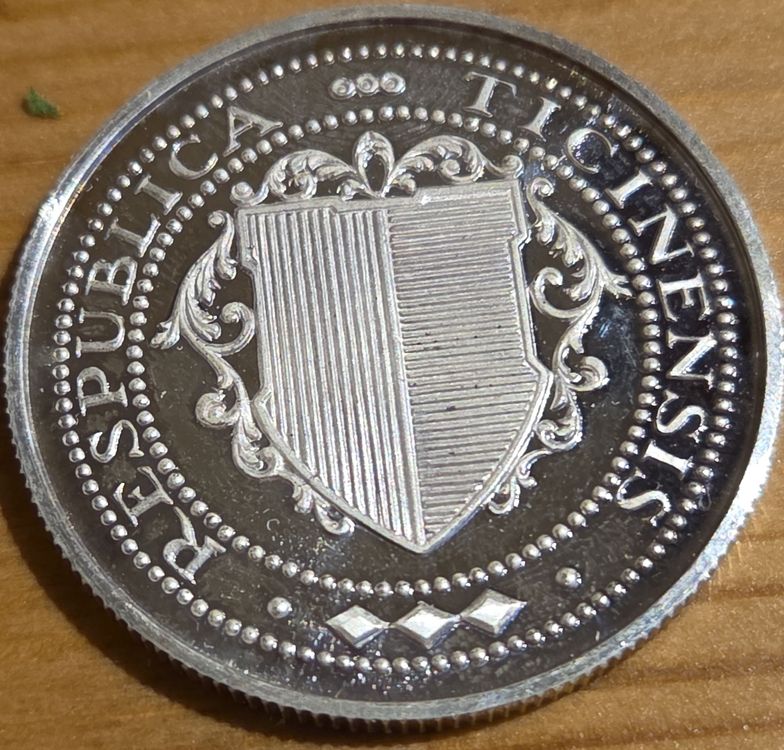 Pièce Commémorative Française 1969 – Plaquée Or – Alliage De Zinc – Copie De Collection – 1 Pièce