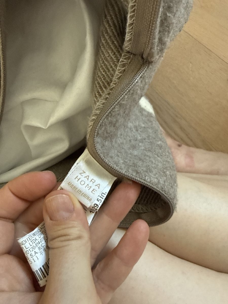 Coussins: Zara Home sofa pillows  – D'occasion à Zürich par AlineCr 3