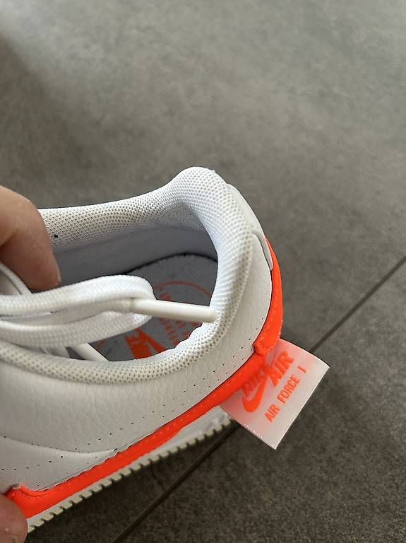Nike Scarpe da donna: Nike Air Force 1 – Usato da Utzenstorf venduto da Liverpool91 1