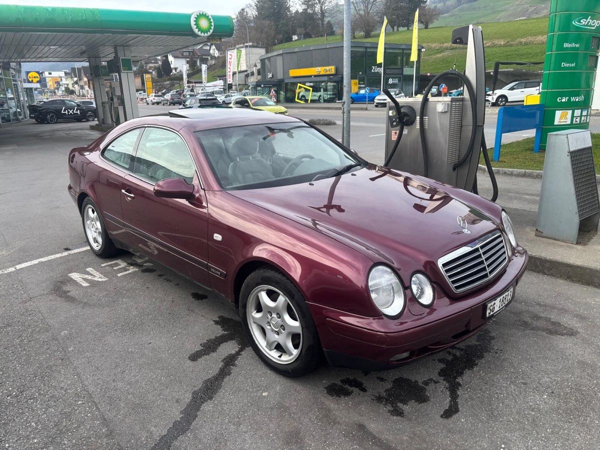 Mercedes-Benz Automobili: Mercedes Benz CLK 320 Elegance – Usato da Staad SG venduto da adi_9qcx