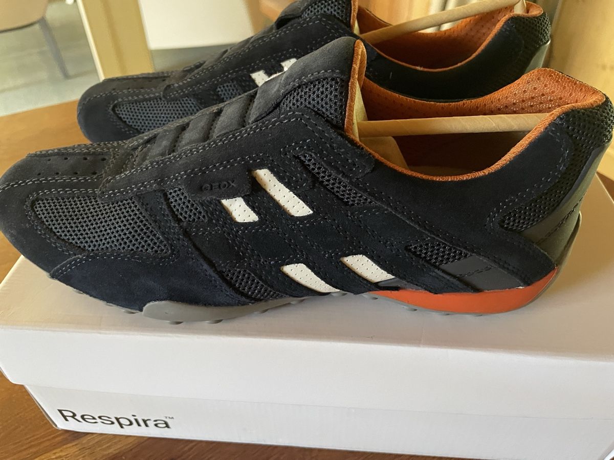 Geox Scarpe da uomo: GEOX respira Gr. 43 dunkelblau neu – Nuovo (secondo la descrizione) da Maschwanden venduto da abclf 2