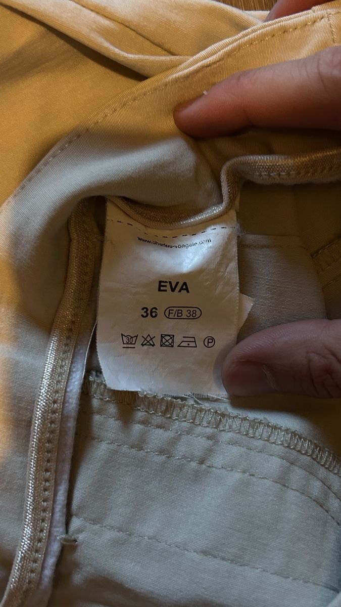 Hosen: Pantacourt beige élastique  – Neu (gemäss Beschreibung) aus Yverdon-les-Bains von Little_M0nster 3
