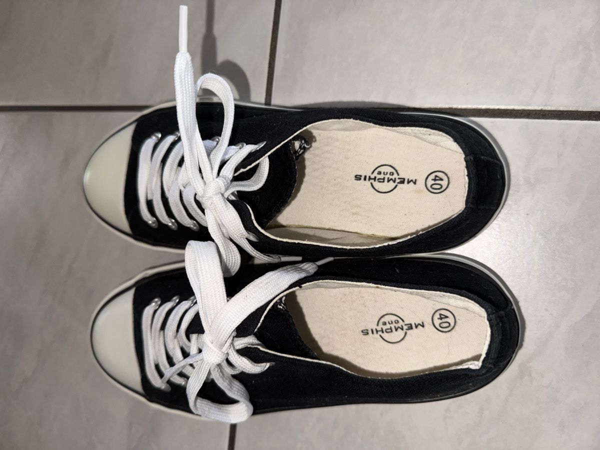 Scarpe da donna: Schwarze Stoffschuhe, Grösse 40 – Usato da Hergiswil NW venduto da kaufe_bei_kaufmann 2