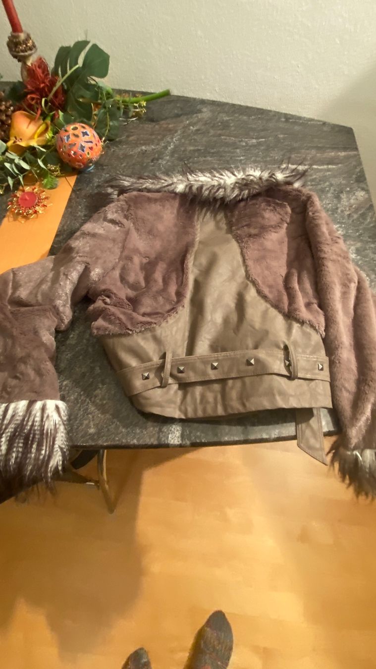 Giacche: Kunstlederjacke mit Kunstpelz – Usato da luzern venduto da bar_5gtr 2