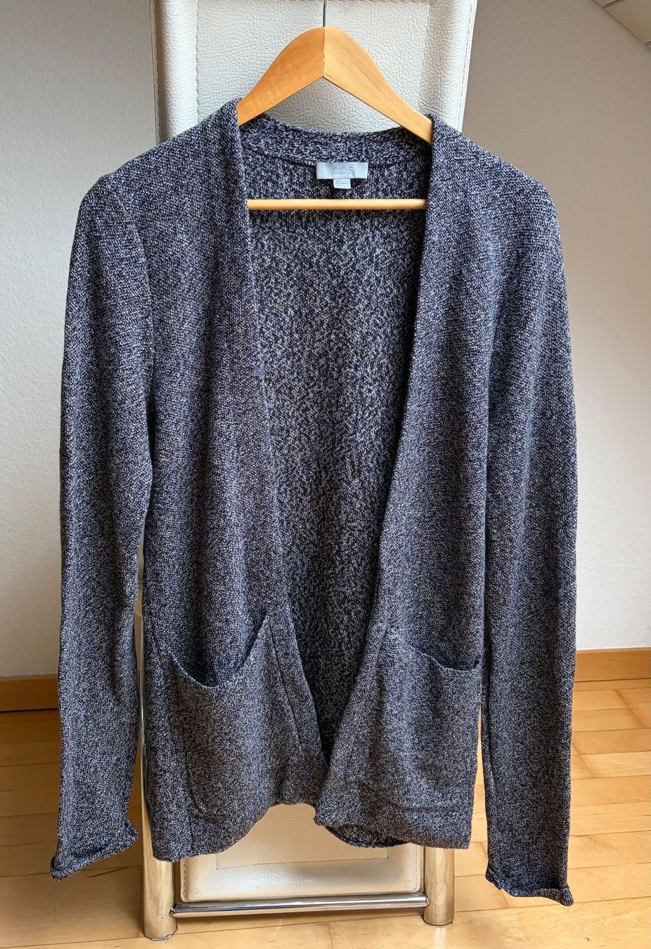 Cos Jacken: COS Cardigan Gr.S – Gebraucht aus Unterägeri von Jutka_04 6