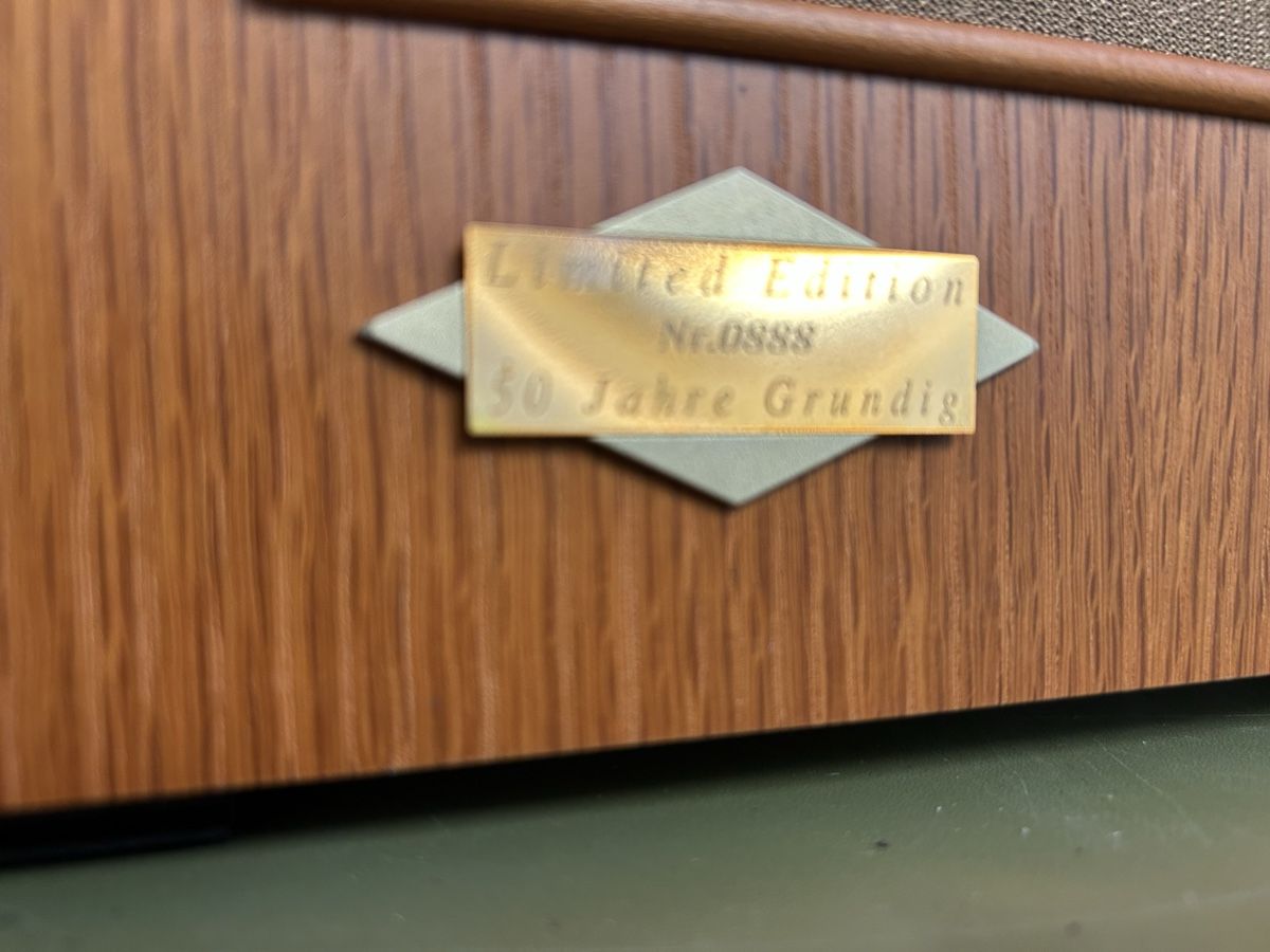 Grundig Radio: Grundig Heinzelmann Nachbau, – Usato da Riehen venduto da teagarden 2