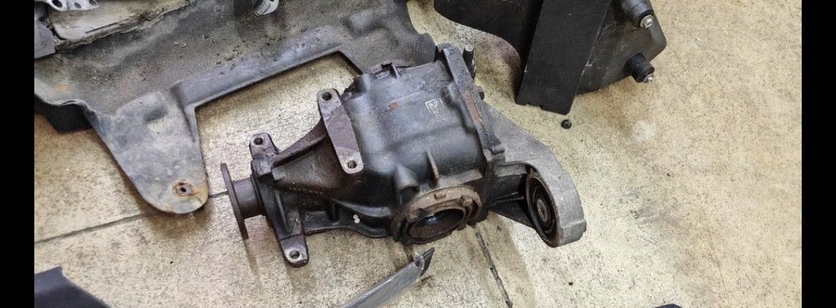 BMW Tutti pezzi di ricambio auto: BMW E36 Z3 Differential – Difettoso da Buchs AG venduto da twinturbo2