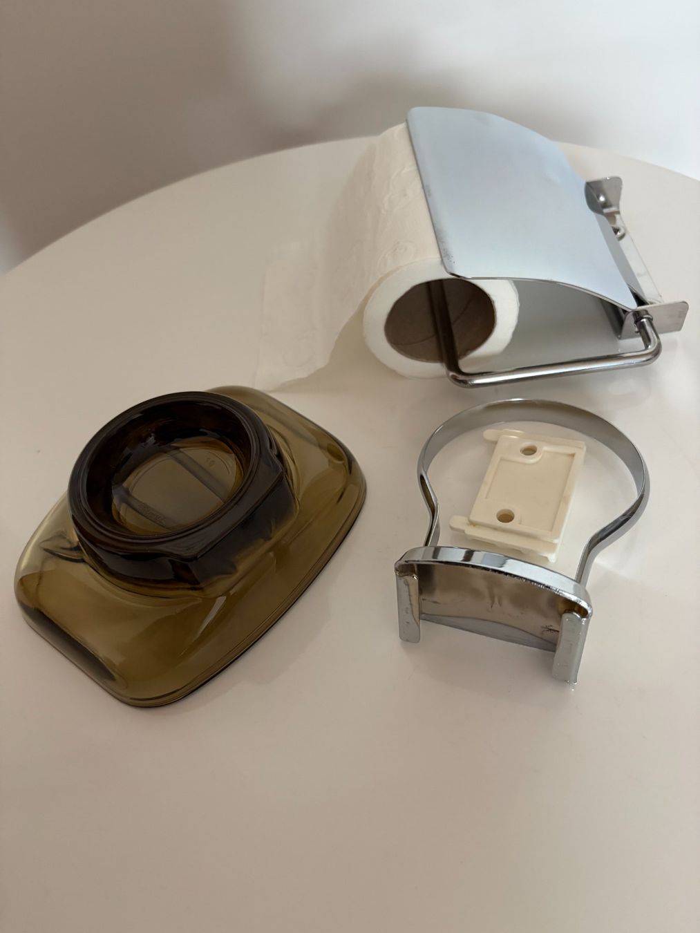 Portasapone: Bad-Set: Seifenhalter, Doppelglashalter, Papierrollenhalter – Usato da Samstagern venduto da TAAF 6