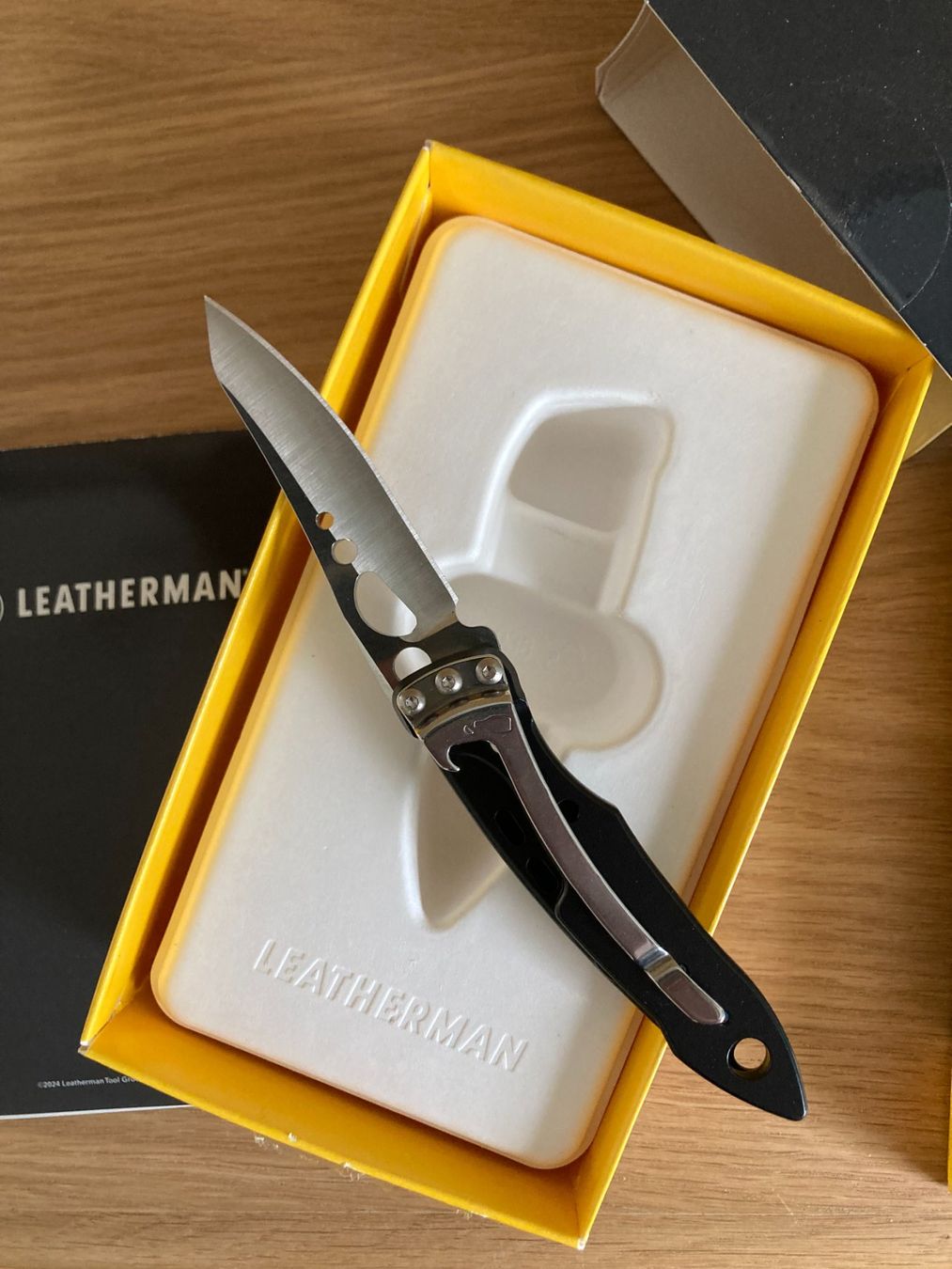 Leatherman Couteaux de poche: Leatherman Skeletool KB Black & Silver inkl. Cutter Inserts – Neuf avec emballage d'origine à Therwil par blubblubblubb 2