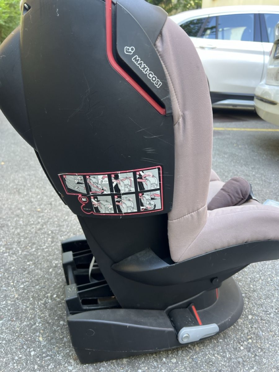 Maxi-Cosi Auto-Kindersitze: Maxi-Cosi Kindersitz – Gebraucht aus Zürich von Thunderracer84 1