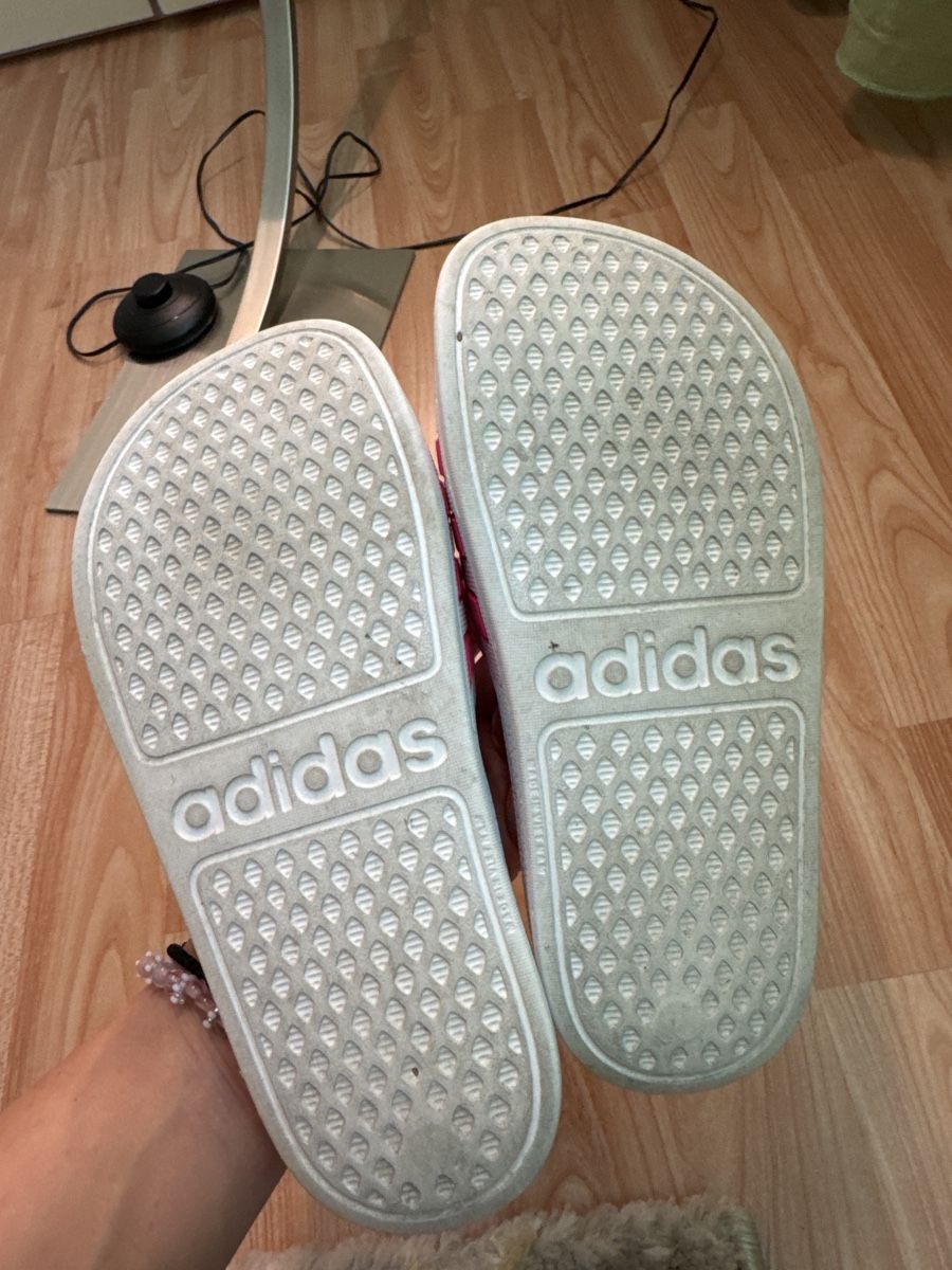 Adidas Scarpe per ragazzi: Adidas Gr. 31 – Usato da Füllinsdorf venduto da silberstern110 2