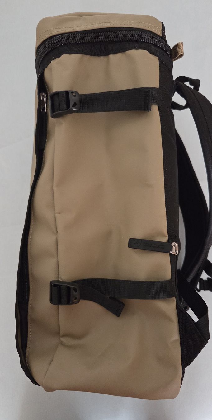 North Face Zaini: North Face Camp Fuse Box, Hellbraun – Nuovo (secondo la descrizione) da Reinach BL venduto da jksunny 2