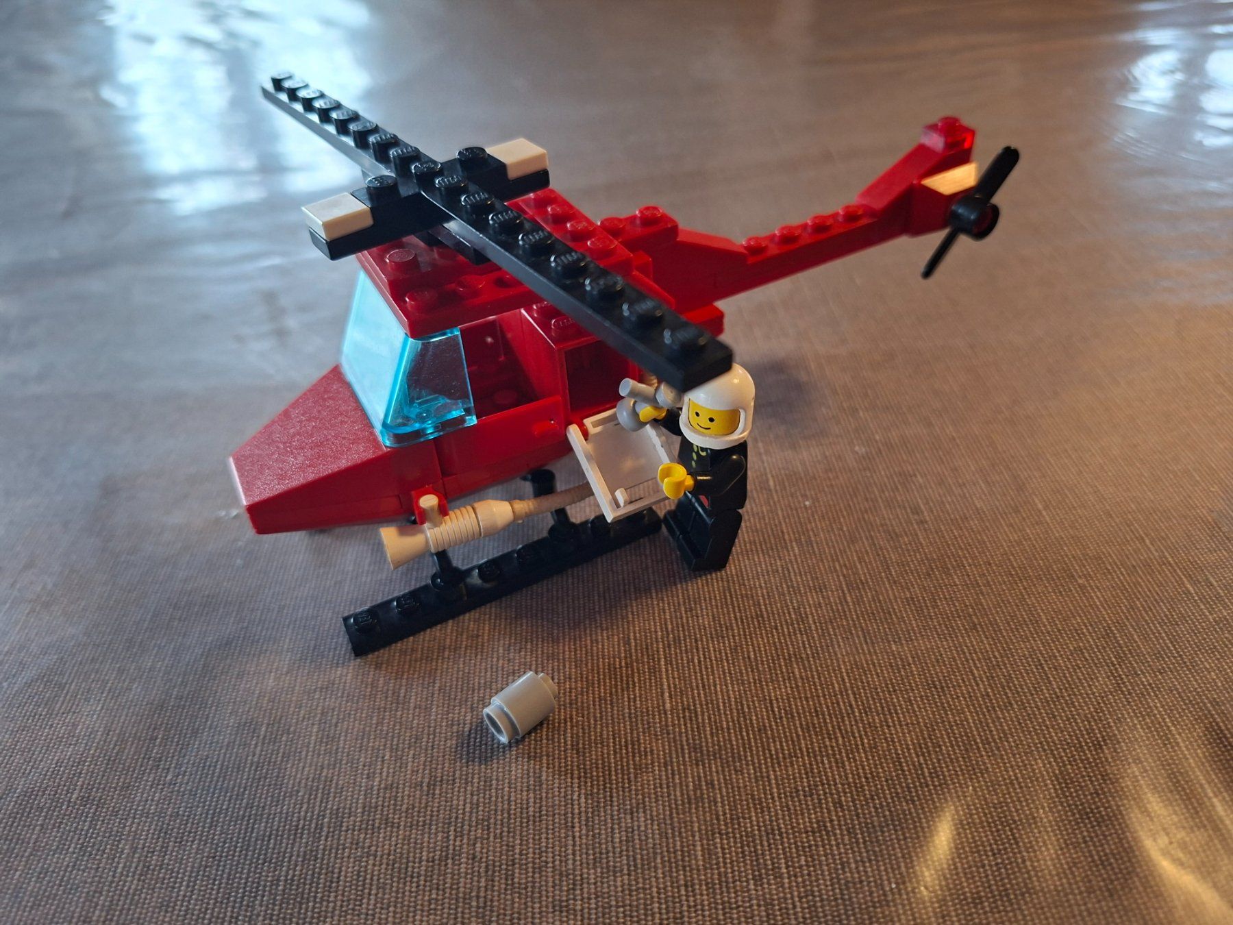 Lego Kit di costruzioni: Lego Hélicoptère Rouge Classique. – Usato da Montmollin venduto da islachat 2