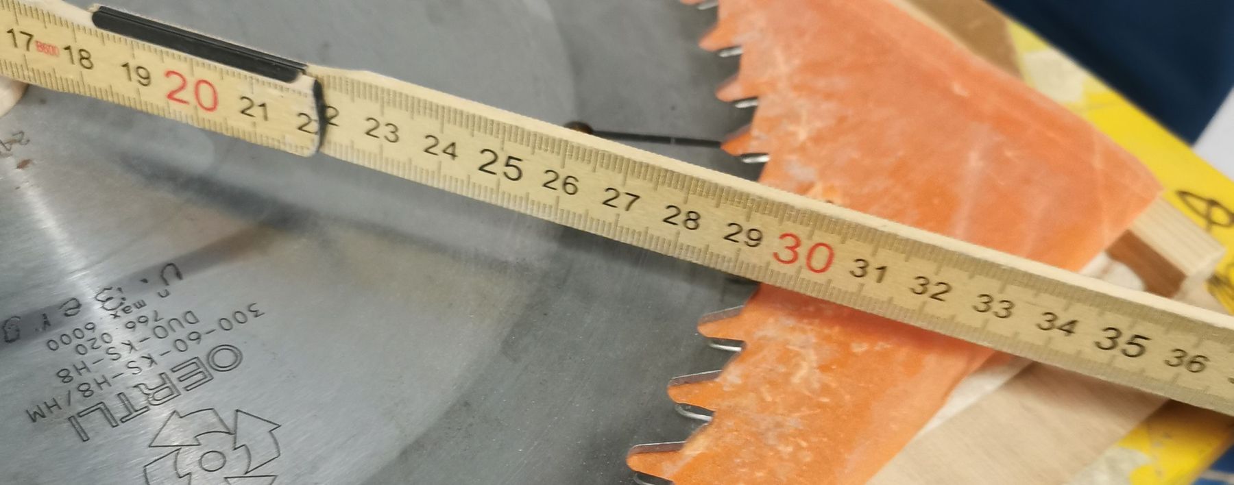 Sägen: OERTLI Sägeblatt Ø300mm – Gebraucht aus Düdingen von Boongo
