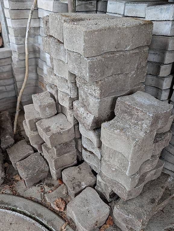 Rivestimenti per pavimenti: Wellenverbundsteine GRATIS – Usato da Ostermundigen venduto da foofoo 1