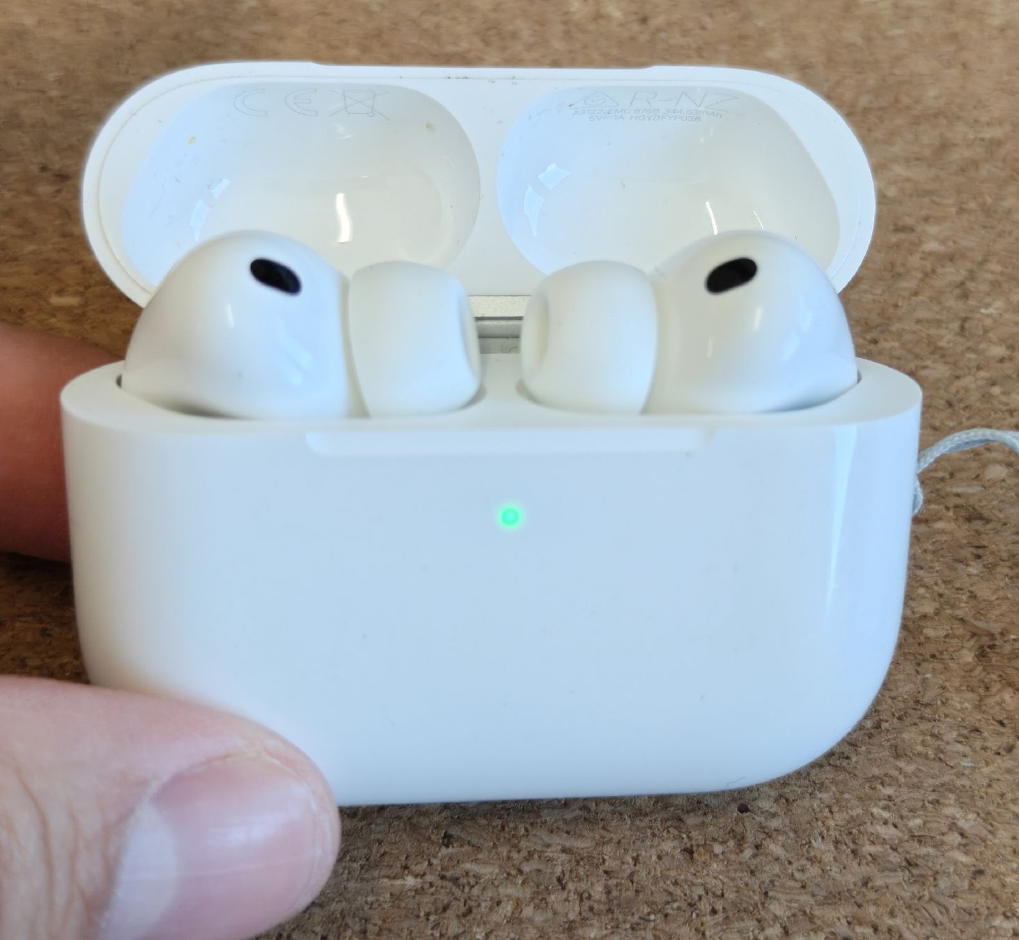 Apple Cuffie: Apple AirPods 3 Pro – Usato da Nyon venduto da Mumucelo