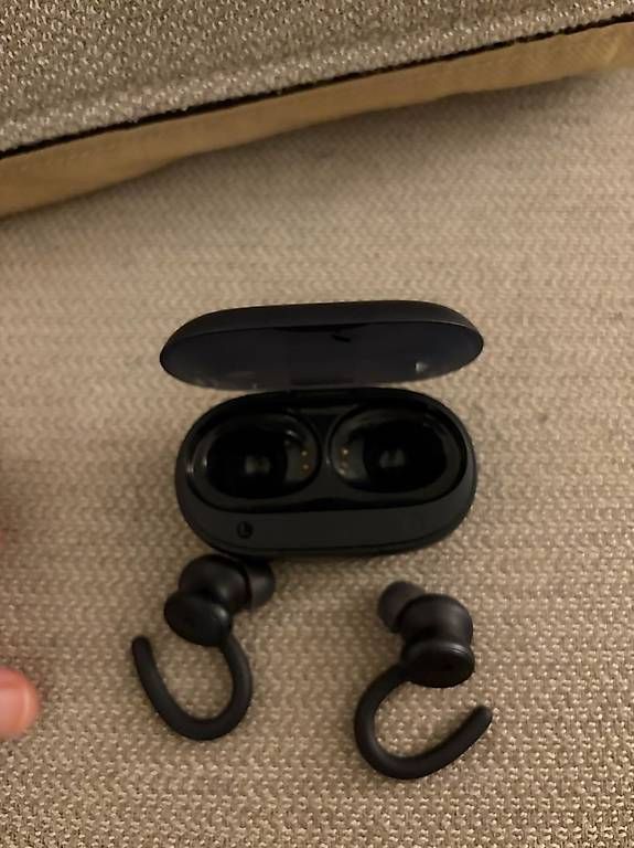 Cuffie: Anker Soundcore Wireless Earbuds - Black – Usato da Zürich venduto da von_sj9s