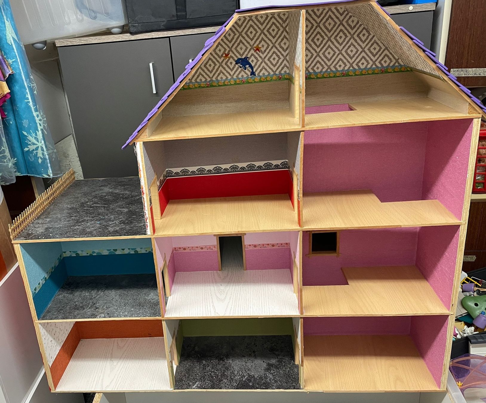 Puppenhäuser & -möbel: Puppenhaus Holz  – Gebraucht aus Seon von th.gr