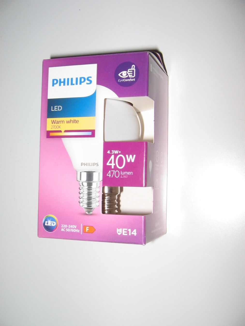 Philips Lampes: Philips LED-Lampe warm white E14 40W – Neuf avec emballage d'origine à Flamatt par Tattoo18