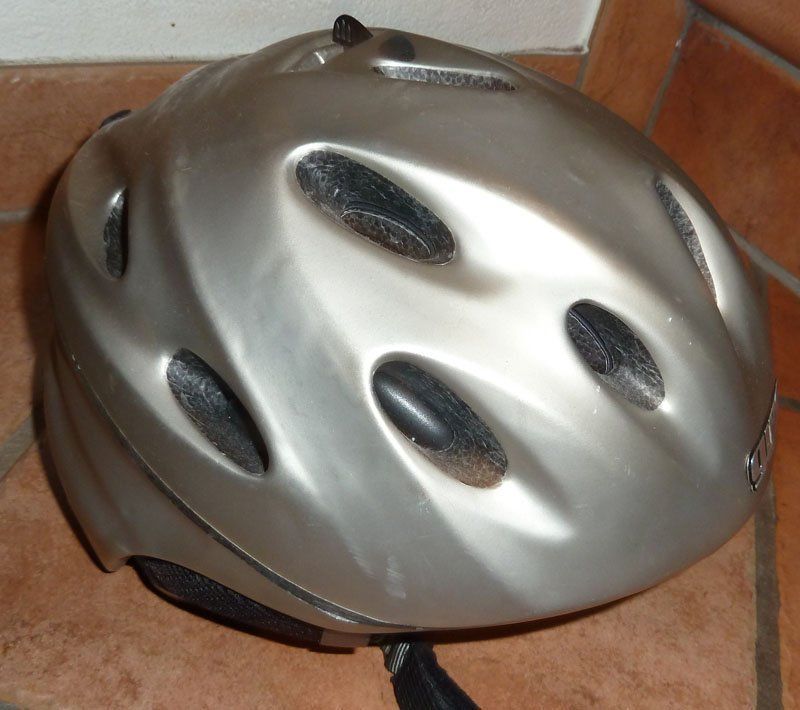 Giro Caschi: Skihelm Giro Gr 59-60 – Usato da Ruggell venduto da Dolce9 1