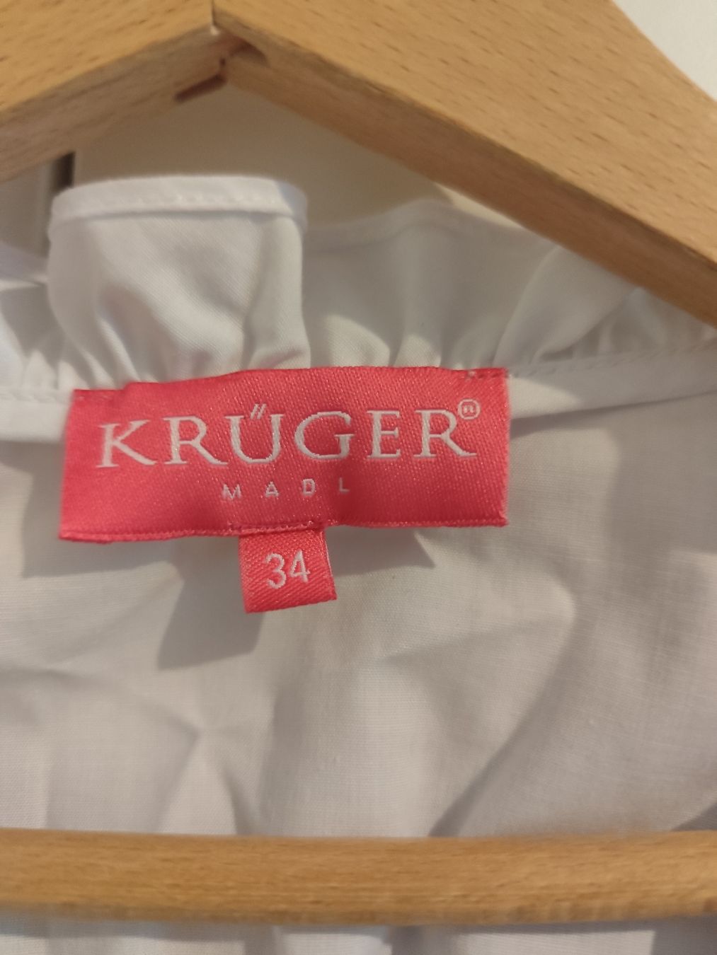 Costumi: Almsach Dirndl 34 und Krüger Bluse 34 – Usato da Uznach venduto da CelineElisabeth 2