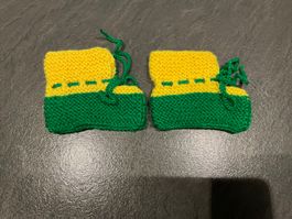 Handgestrickte Baby-Finkli Bebe-Schühchen