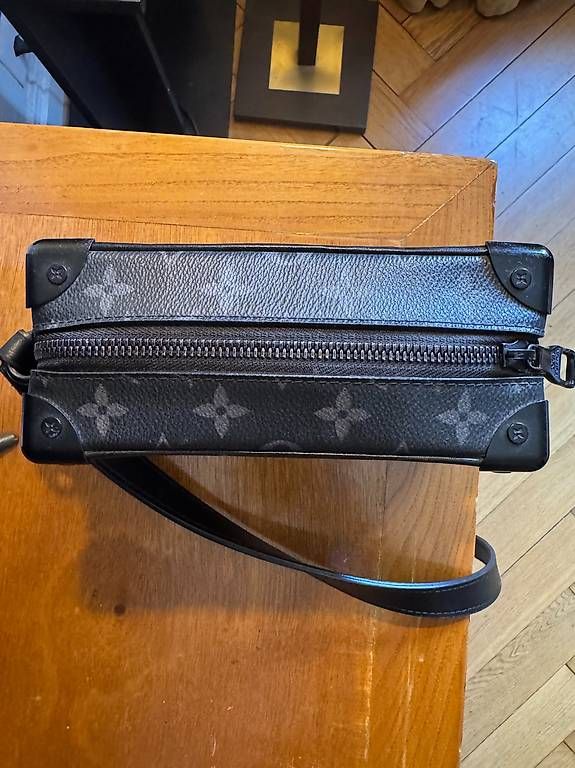 Taschen: Louis Vuitton Soft Trunk Noir – Gebraucht aus Genève von gae_5vrx 1
