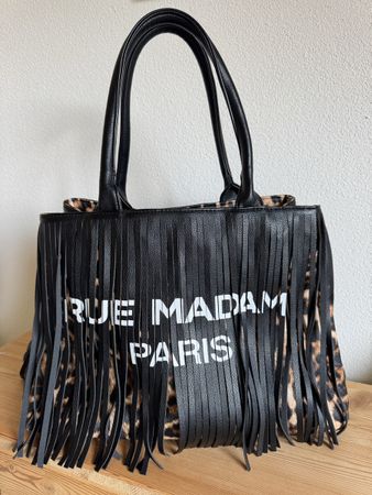 Nuova Borsa Rue Madam Paris stampa leopardo con frange nera