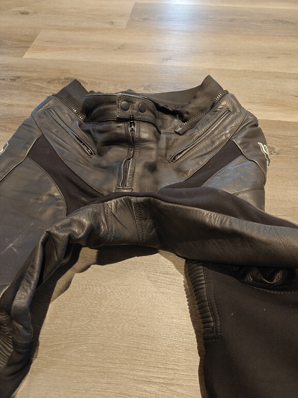 Pantaloni: Büse Motorradhose Herren L/52 – Usato da Pieterlen venduto da Saemelili 4