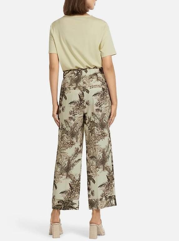 Pantalons: Freizeithose Marc Cain, palm print, EU 36 – D'occasion à Düdingen par Susgi 1