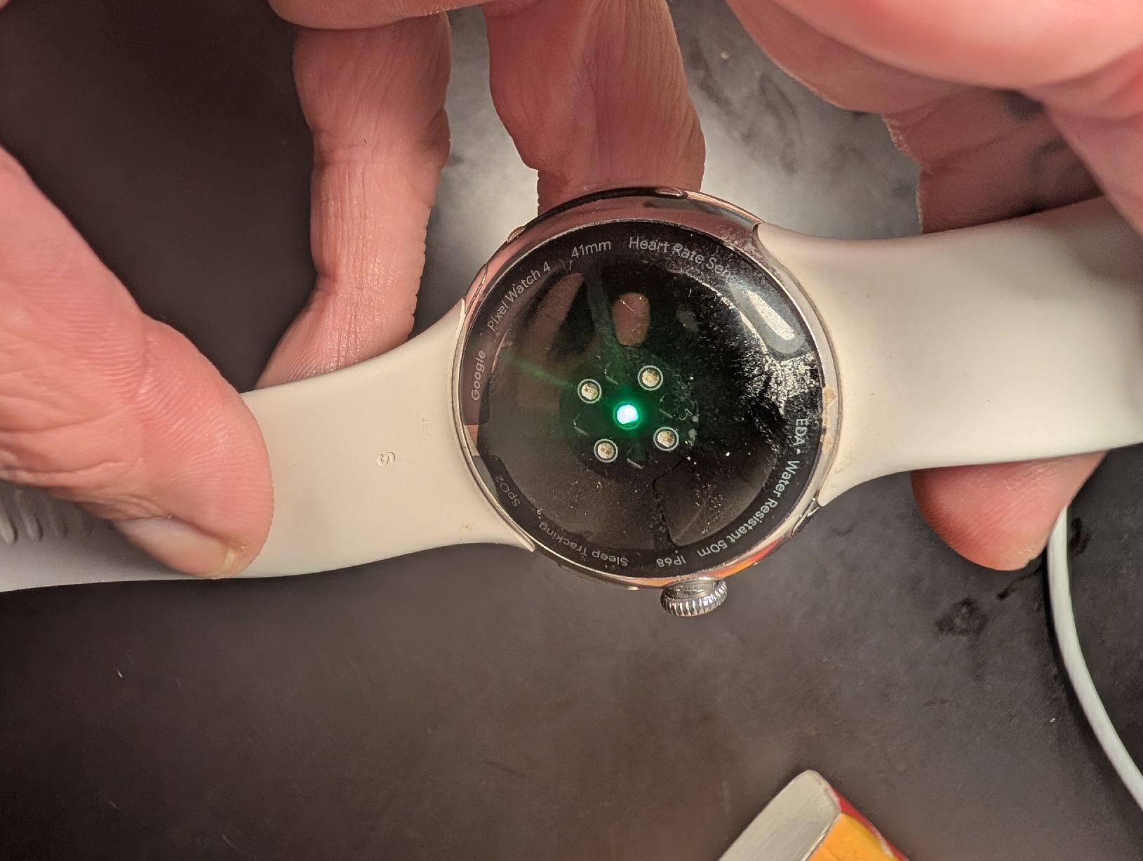 Google Smartwatch: Google Pixel Watch 41mm White Smartwatch Used – Nuovo (secondo la descrizione) da Chur venduto da aur_s5mj 5
