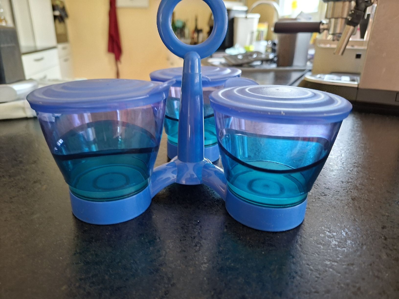 Tupperware Contenitori & Simili: tupper serviertrio eleganzia – Usato da Meinisberg venduto da MartinaM1972