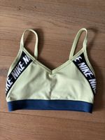 Sport BH Nike