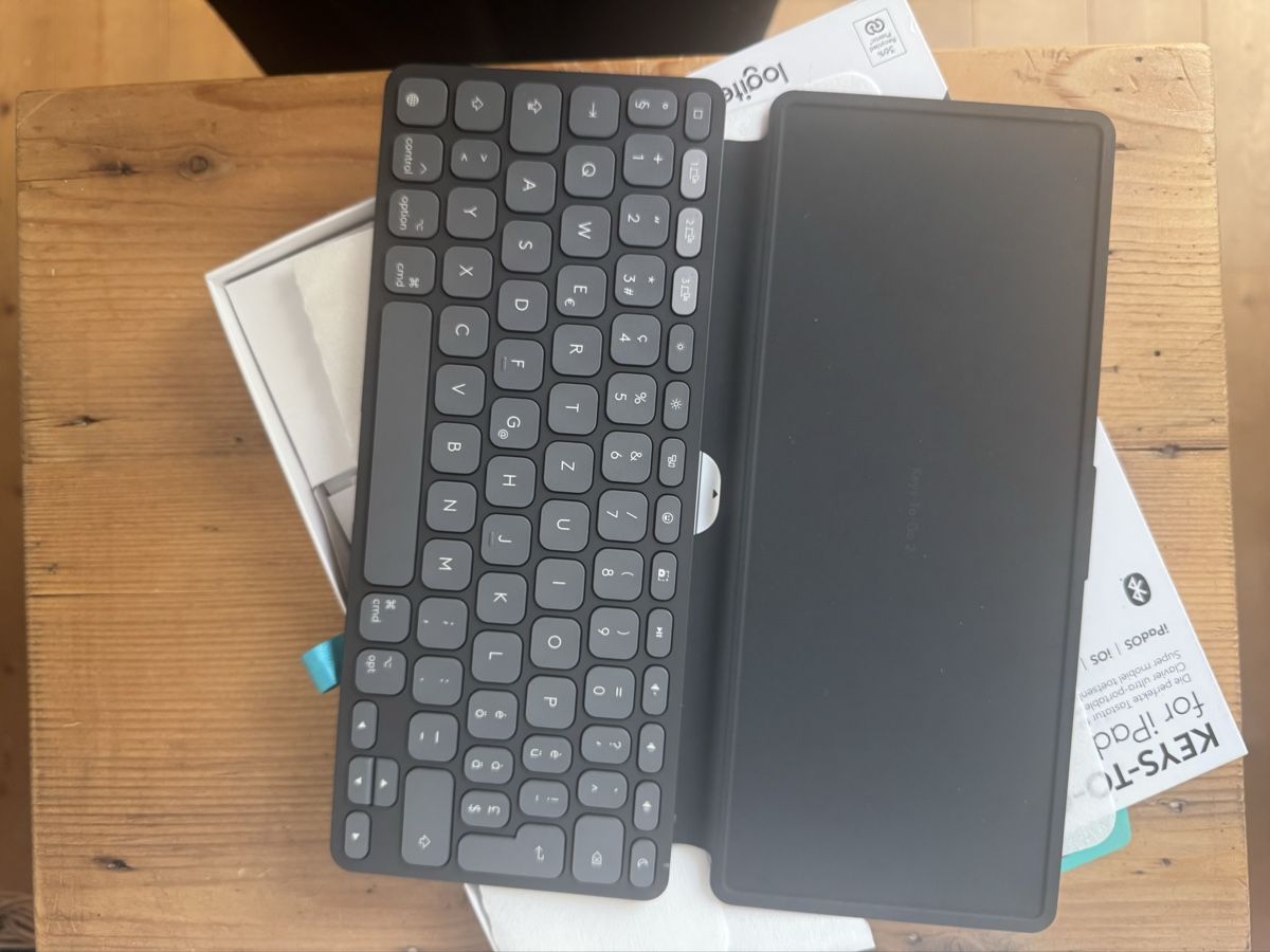 Logitech Tastaturen: Key-To-Go 2 for iPad – Neu und originalverpackt aus Stäfa von banannebaum 1