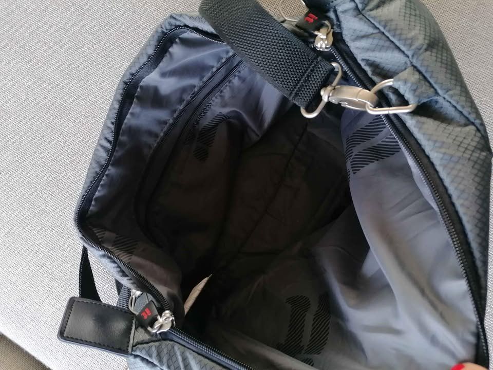 Borse: Graue Tasche ca. 30x55cm – Usato da Nänikon venduto da Manta87 2