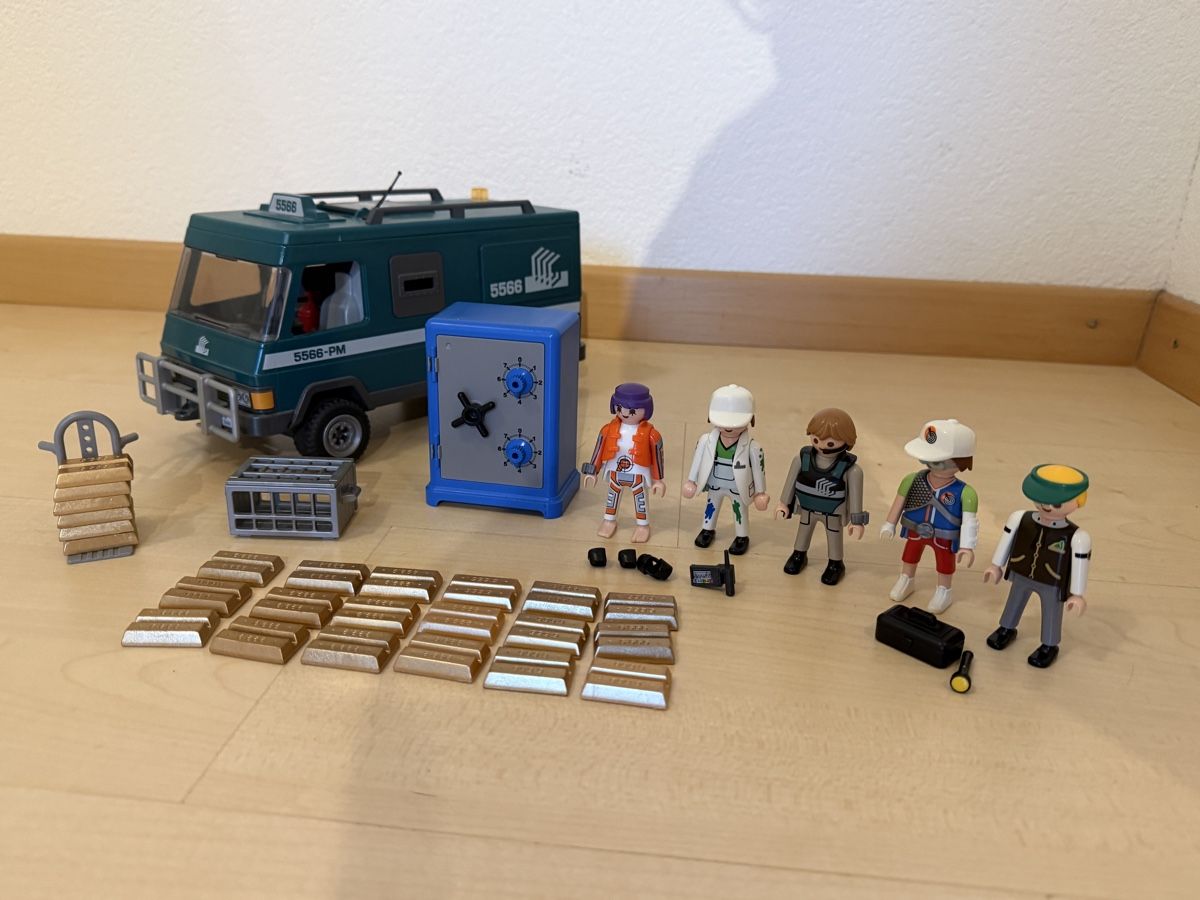 Playmobil Giocattoli: Playmobil Goldtransporter – Usato da Kaiseraugst venduto da FlohmarktMassa