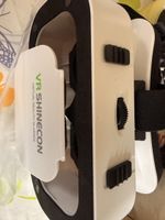 VIRTUAL REALITY GLASSES
