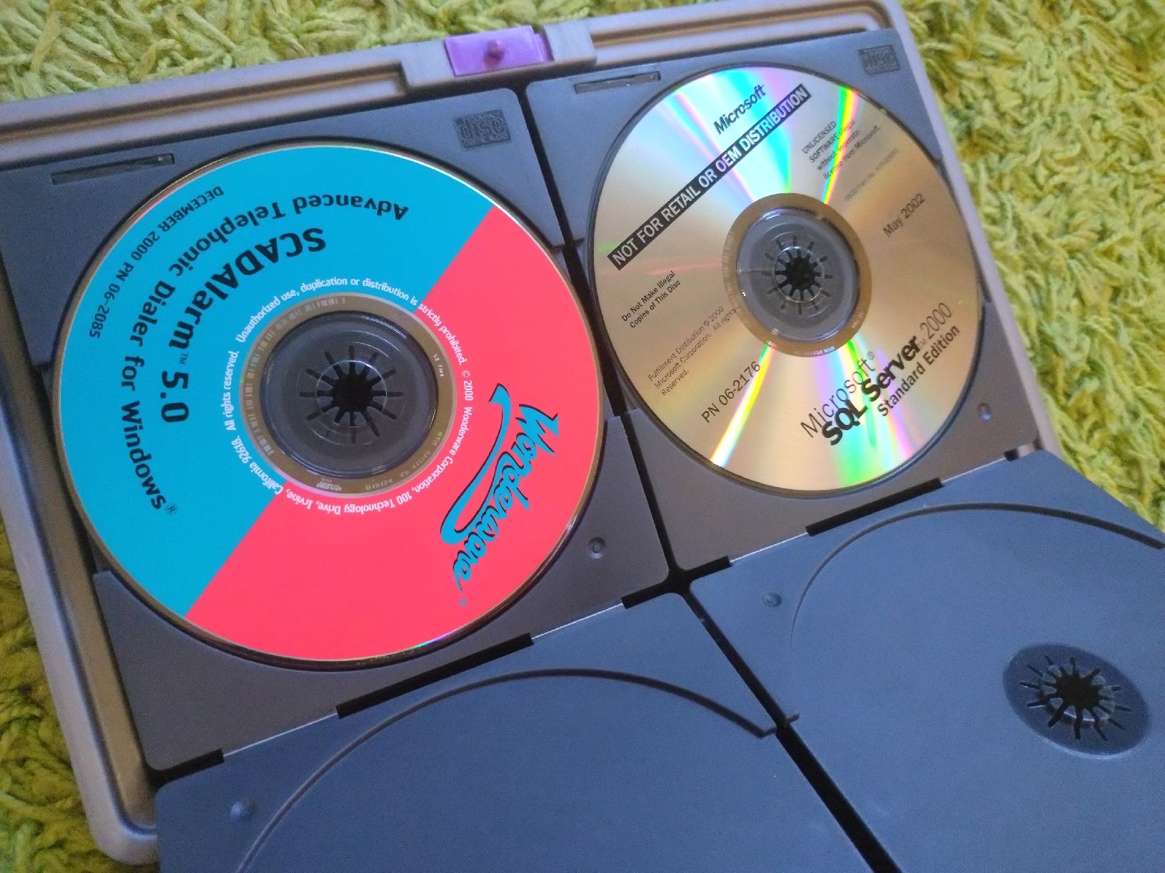 Software: Lot Logiciel Wonderware FactorySuite 2000 CD Windows 2000 – Usato da Farvagny-le-Grand venduto da LaCaverne 5