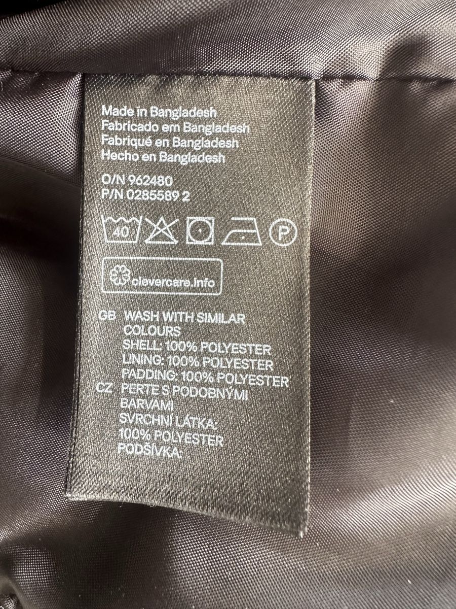 H&M Gilets & Westen: Daunengilet  – Gebraucht aus Zürich von renba1 7
