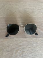 Sonnenbrille Ray-Ban Hexagonal Gold Schwarz mit Kratzern