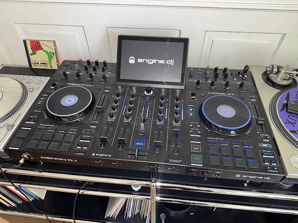 Console di mixaggio: Denon Prime 4+ – Usato da Zürich venduto da Nando99 1