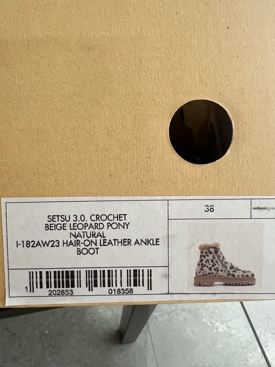 Scarpe da donna: Laidback London winter boots size 38 – Nuovo e nell'imballaggio originale da Oberägeri venduto da anv_6z5c 5
