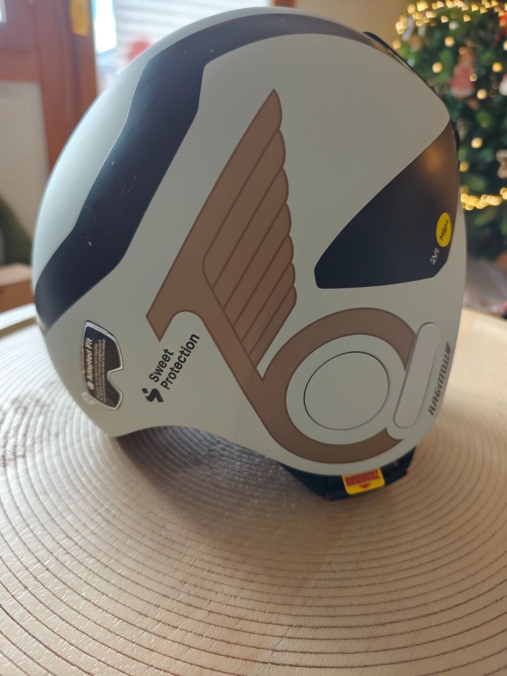 Sweet Protection Caschi: Skihelm Sweet Protection Volata 2VI MIPS – Nuovo (secondo la descrizione) da Oberägeri venduto da ang_22g5 5