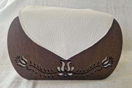 Mini Clutch Unikat – Nussbaum & weisses Leder – NEU