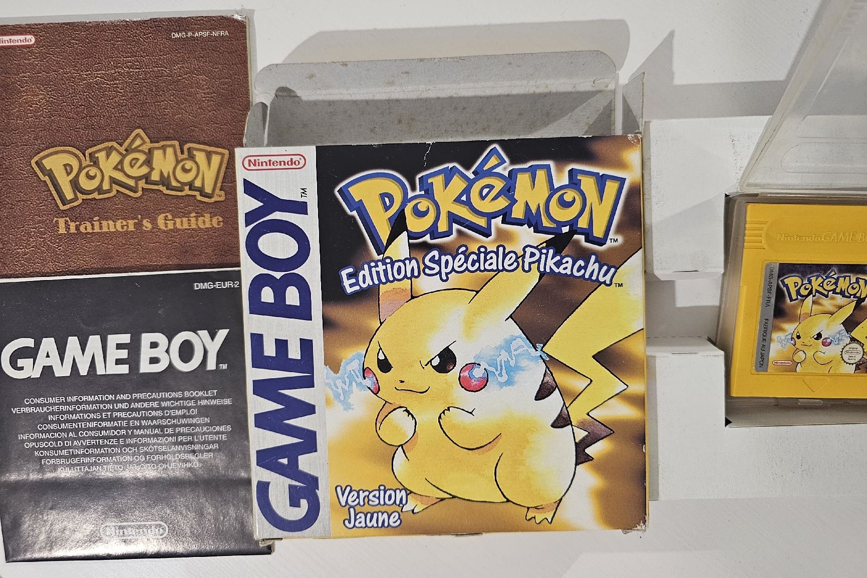 Pokémon Spiele: pokemon version jaune pikachu en boite complet FR  – Gebraucht aus Pully von RandomZero 2