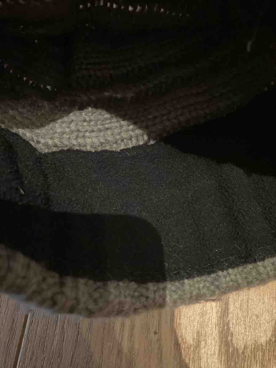 Copricapi, berretti & cappellini: Bula Strickmütze mit Bommel in Grau Einheitsgrösse – Usato da Schaffhausen venduto da s.ehrb 6