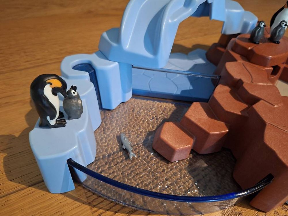 2 Playmobil Pinguin-Becken 5