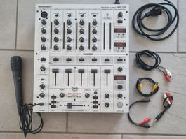 Professional DJ Mixer / DJ-Pult / Behringer / DJX700